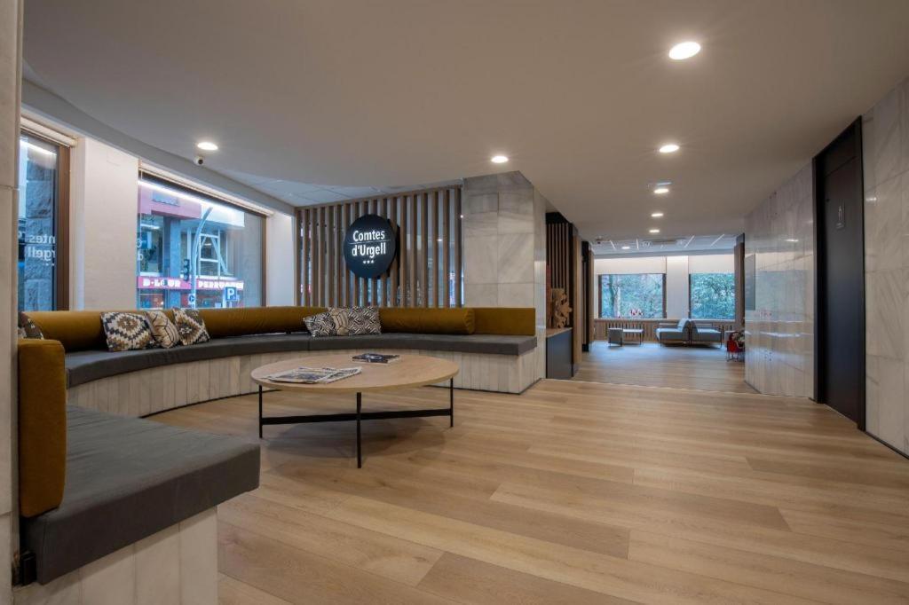 Hotel Comtes D Urgell Andorra la Vella Dış mekan fotoğraf