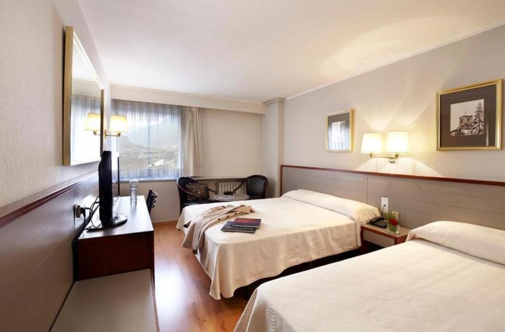 Hotel Comtes D Urgell Andorra la Vella Dış mekan fotoğraf